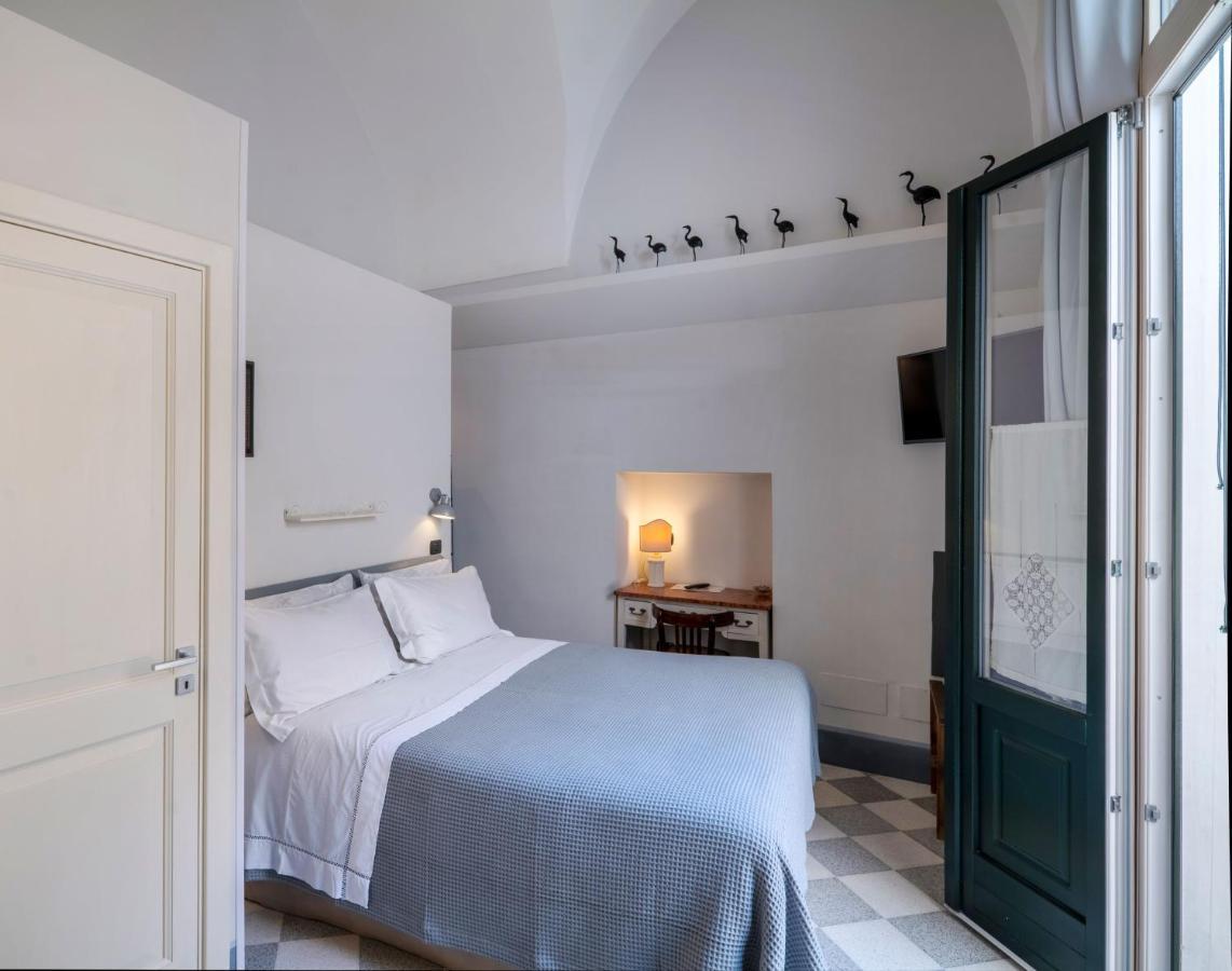 レッチェ パラッツォ ロロ Bed & Breakfast エクステリア 写真