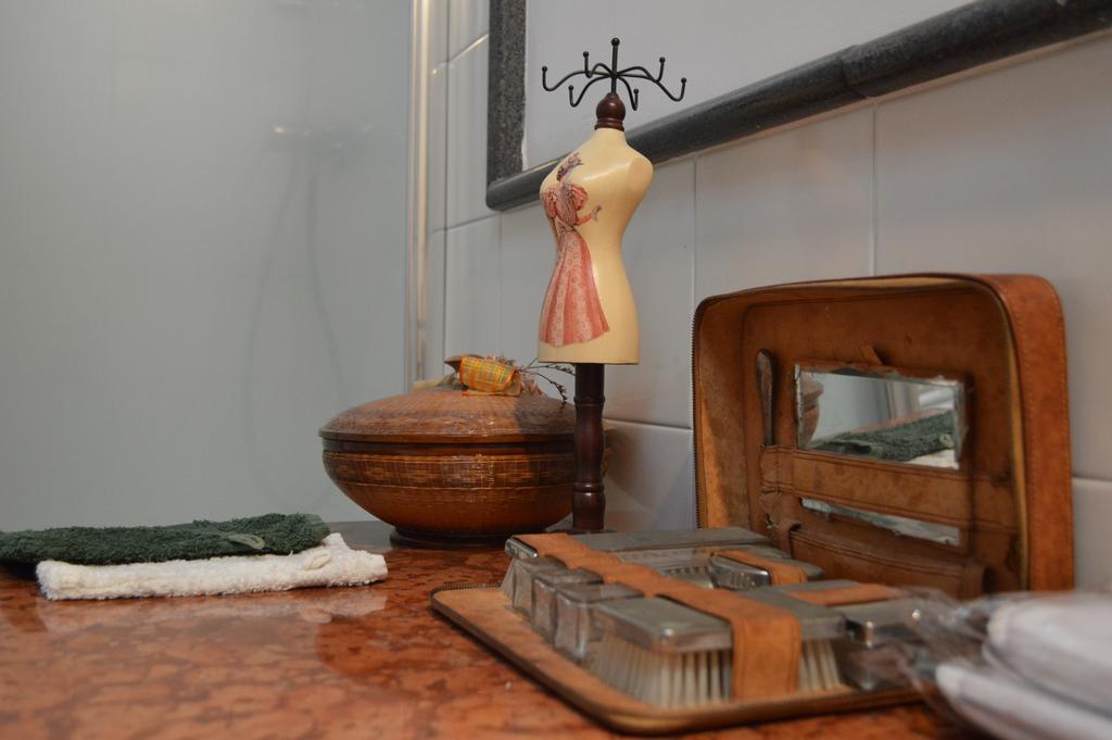 レッチェ パラッツォ ロロ Bed & Breakfast エクステリア 写真